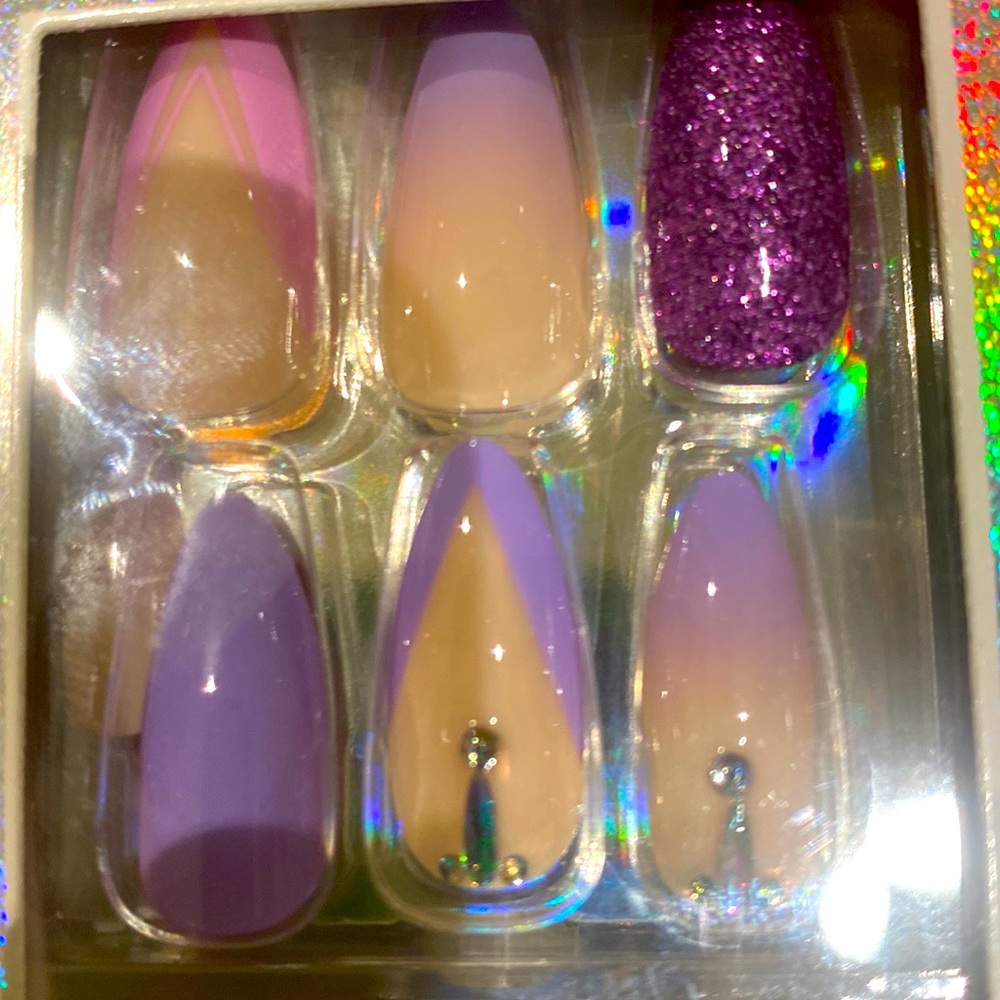 Claires 24 nail press on